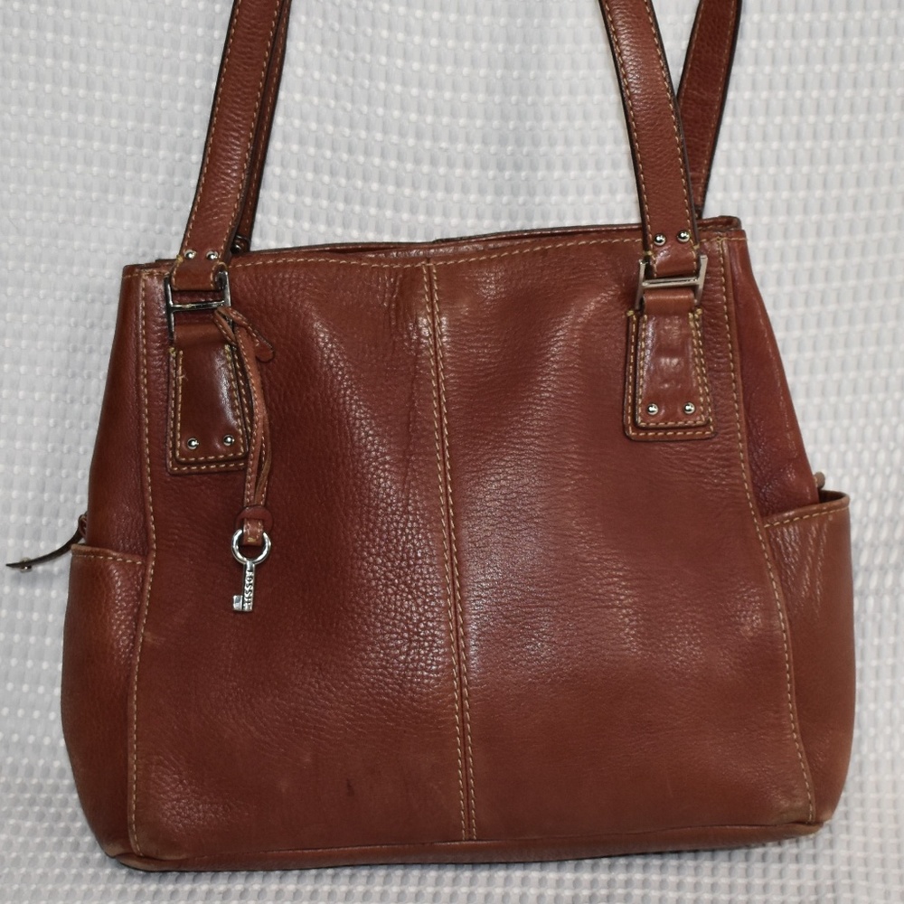 Fossil Med-Brown Leather Shoulder Bag